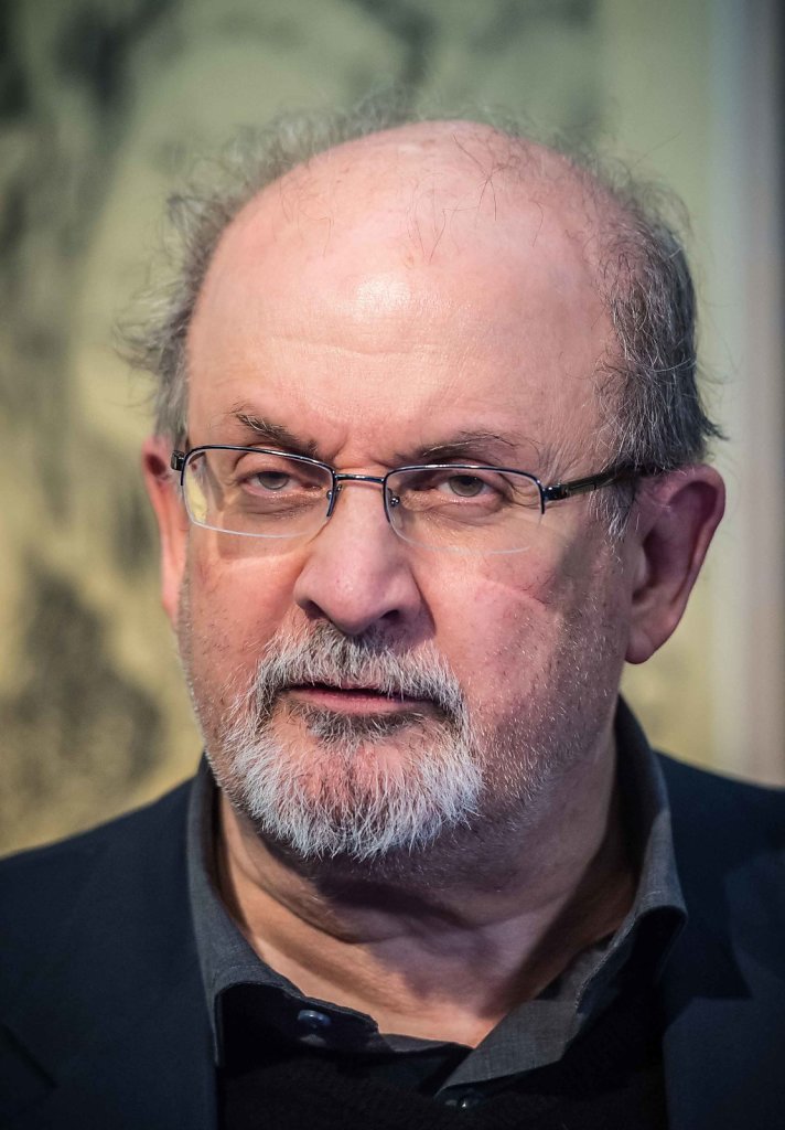  Salman Rushdie 